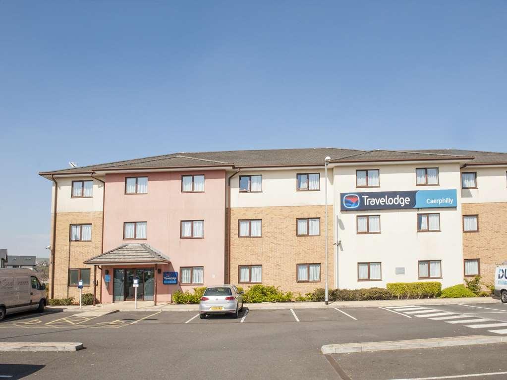 Travelodge แคร์ฟิลลี ภายนอก รูปภาพ