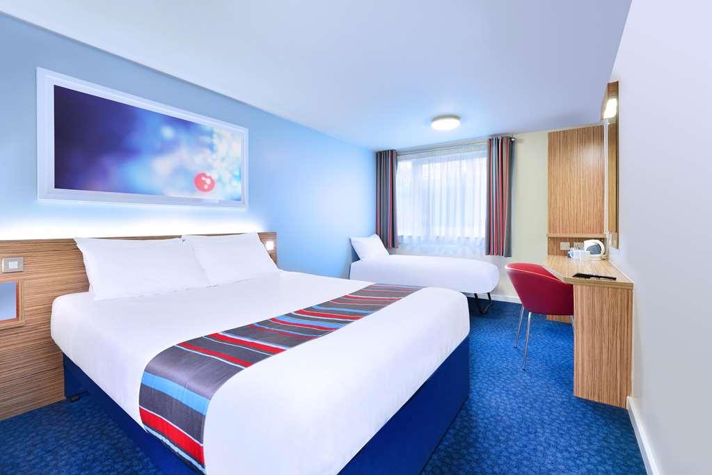 Travelodge แคร์ฟิลลี ห้อง รูปภาพ